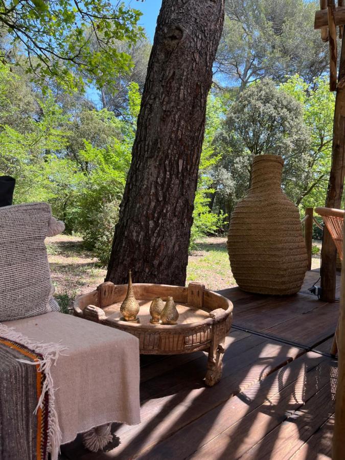 La Bastide Des Grands Chenes Bed & Breakfast Lambesc Eksteriør bilde